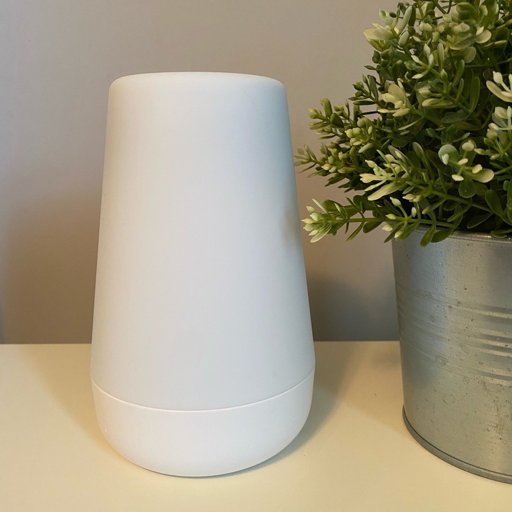 Hatch baby nightlight/sound machine